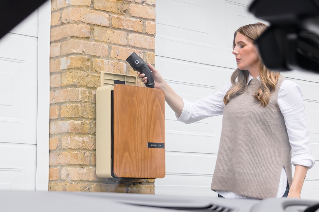 【デジタル庁最新ニュース（外部情報）】 「買い物支援」と「見守り」11地区へ週1回 スーパーの移動販売車スタート 伊賀