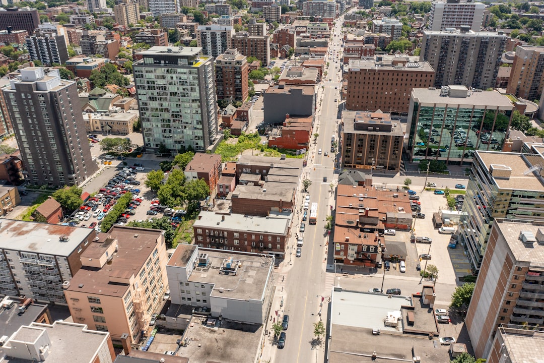 【デジタル庁最新ニュース（外部情報）】 【注目の新刊】地方活性化、いったい「誰が」やるのか？ | 朝日新聞デジタルマガジン＆[and]